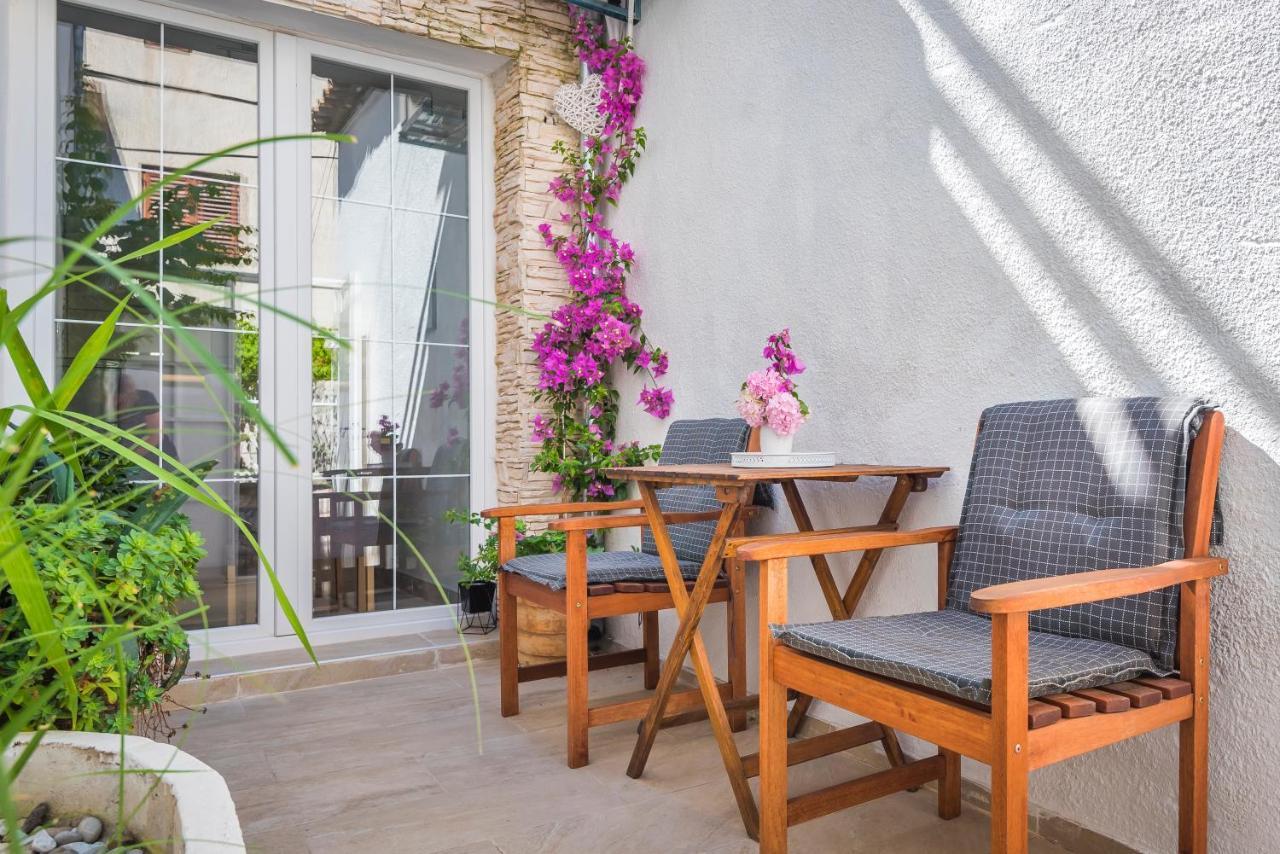Nautica Free Parking Apartment ชิเบนิก ภายนอก รูปภาพ